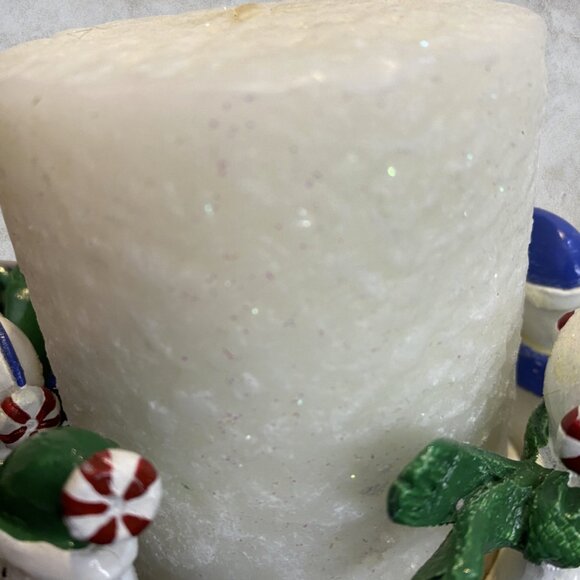 CHRISTMAS CANDLE -- Snowmen and Peppermint Holder, White Sparkly Candle - Picture 5 of 8